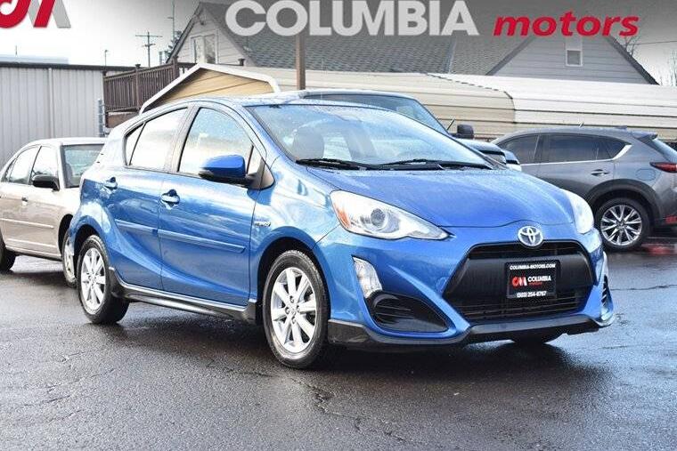 TOYOTA PRIUS C 2017 JTDKDTB37H1595487 image